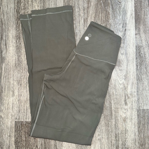 Lululemon Align High-Rise Wide-Leg Pant 31" Grey Sage EUC - Picture 3 of 5